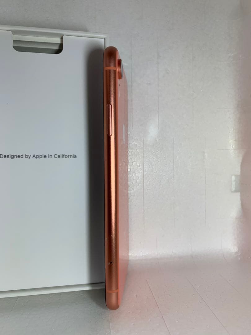 iPhone XR 64GB コーラル SIMフリー 初期化済 即使用OK