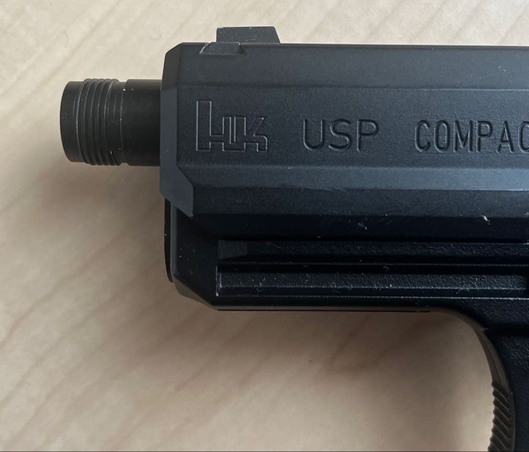 東京マルイ　USP compact ガスガン　予備マガジン付属、カスタム品