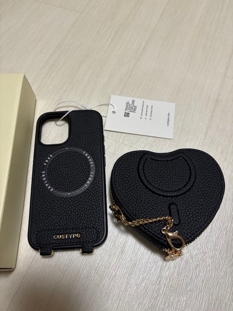 ☆　iPhone16 CUSTYPE ハート型ケースとストラップセット