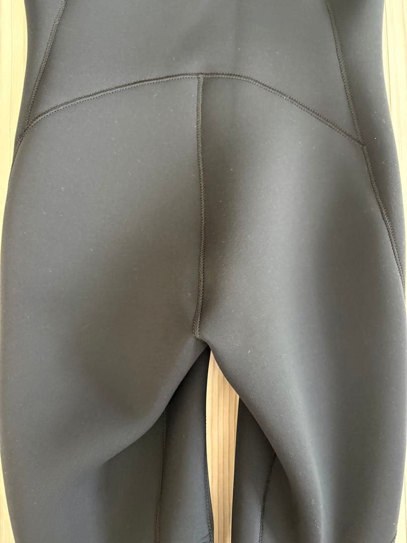 O'NEILL ブラック フルスーツ