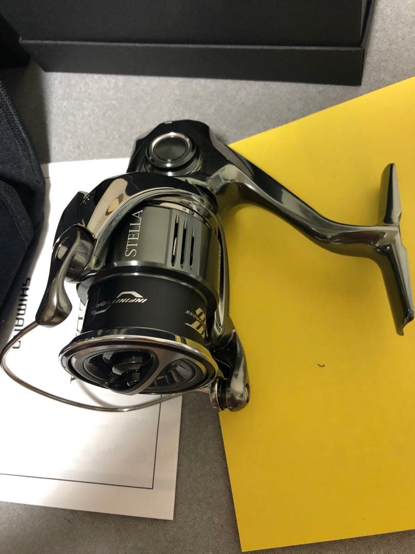 ステラ C3000MHG スピニングリール