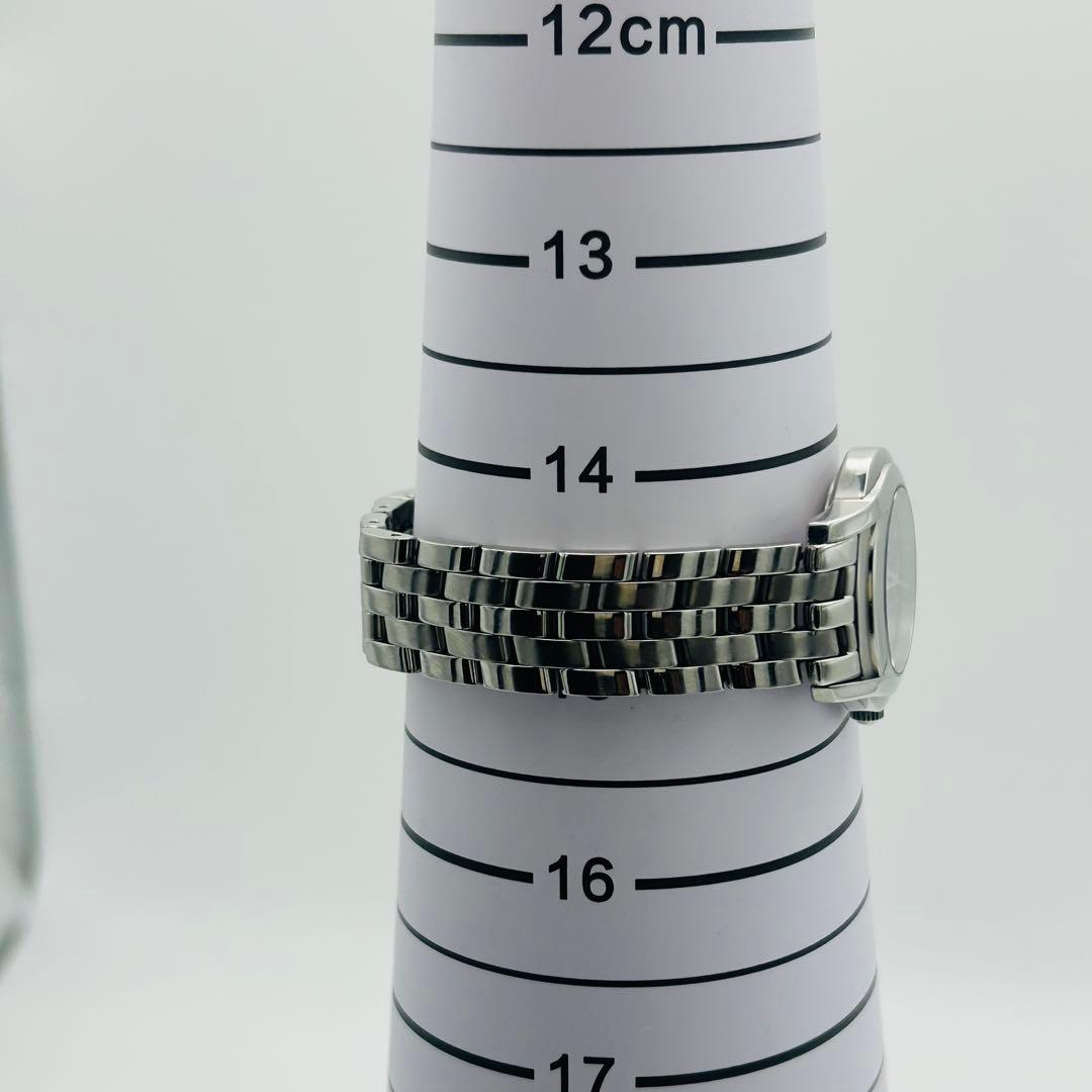 美品 グッチ 5500L Gクラス 黒文字盤 新品電池 デイト レディース