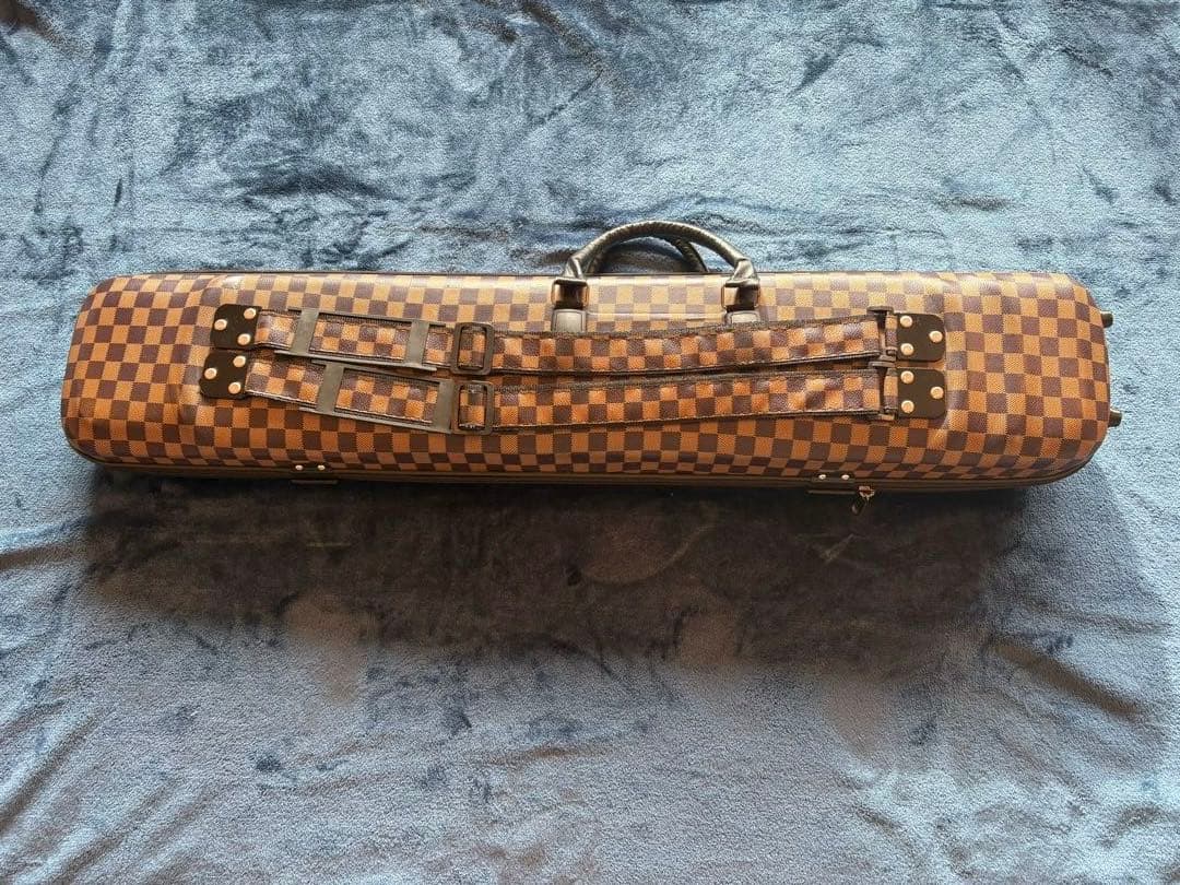 二胡　ハードケース　換えの弓毛付き