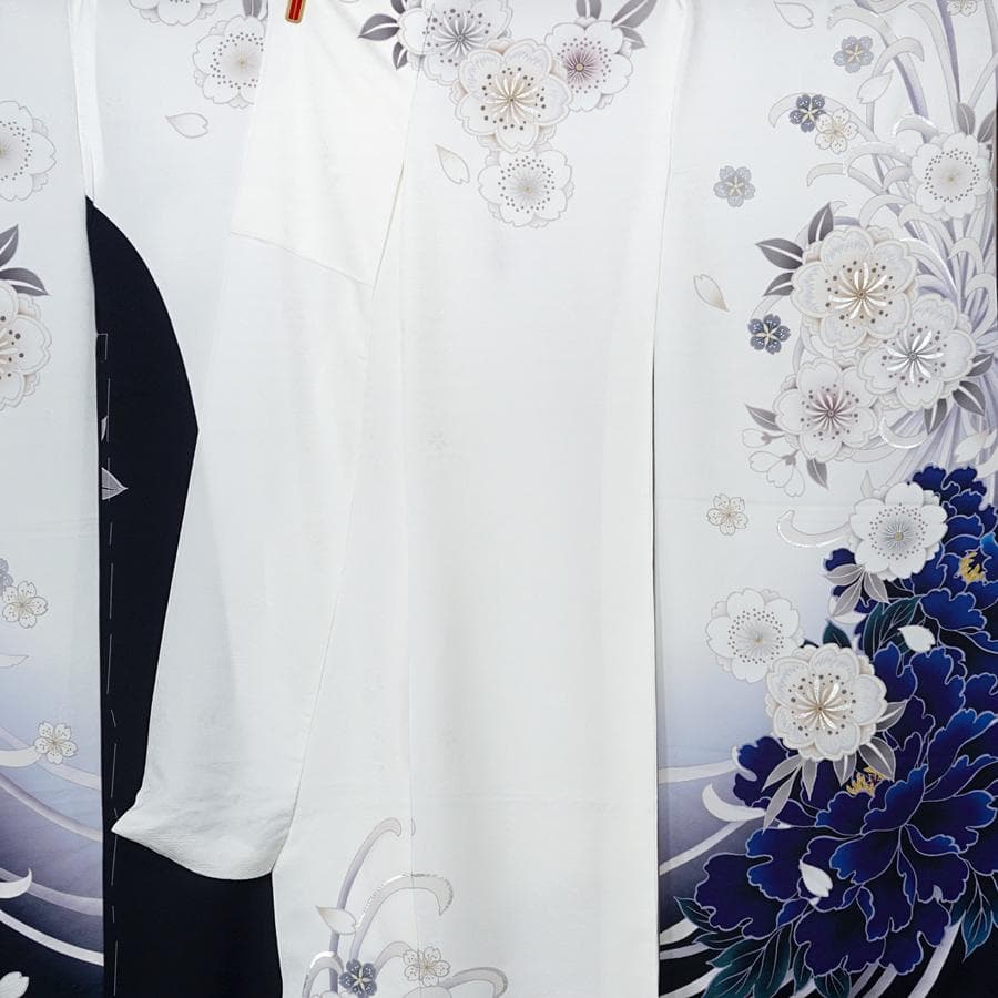 専用　ご予約　振袖　牡丹　白地　銀彩ラメ　ホワイト　シルバー　未仕立て　仮絵羽