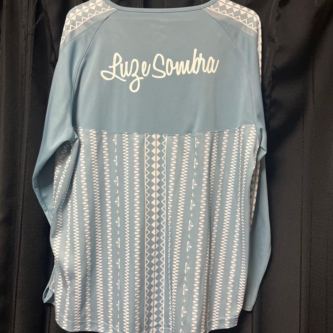 ルースイソンブラ　水色幾何学模様　ウェアセット