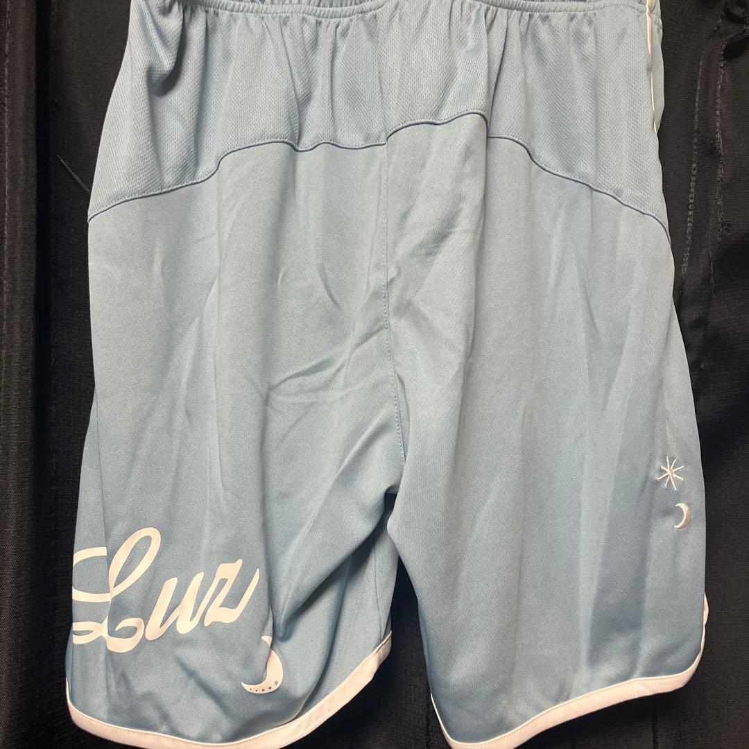 ルースイソンブラ　水色幾何学模様　ウェアセット