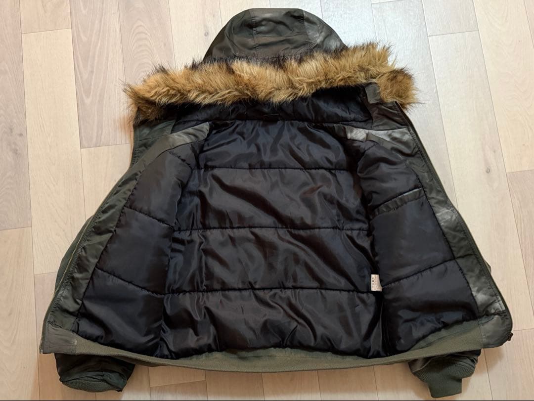 ANTIMID FLIGHT JACKET ファージャケットアンチミッド カーキ