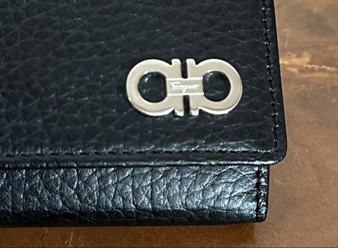 [新品]Salvatore Ferragamo フェラガモ レザー キーケース