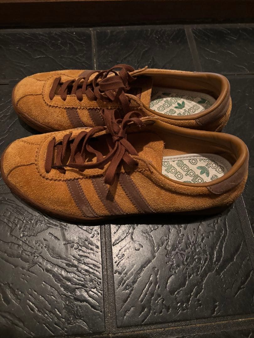お値下げ中adidas タバコ グルーエン ブラウン スニーカー