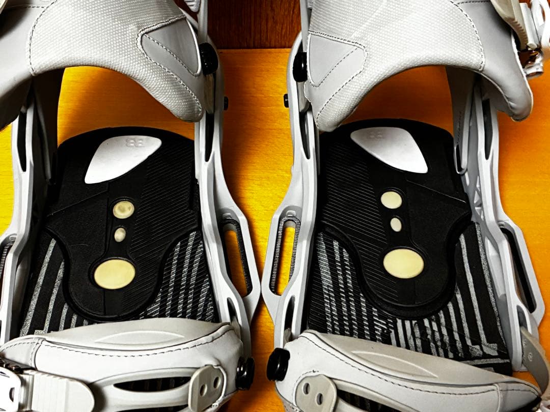 BURTONバインディング【カーテルEST（メンズMサイズ）】灰色