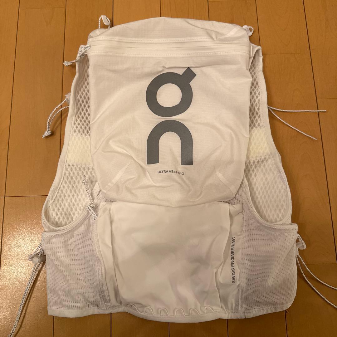完売品 on ultra vest pro white ホワイト ザック オン