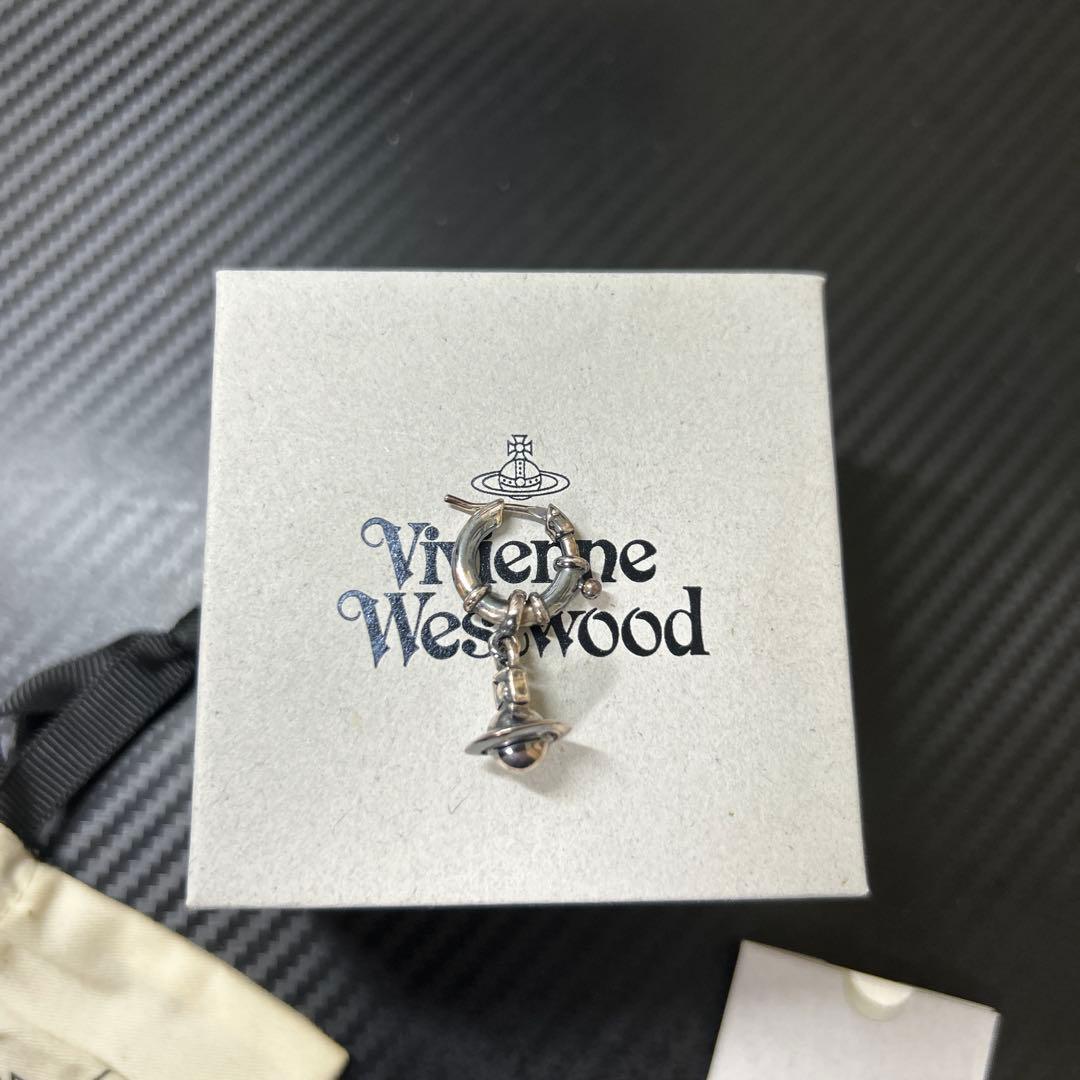 Vivienne Westwood シングルピアス