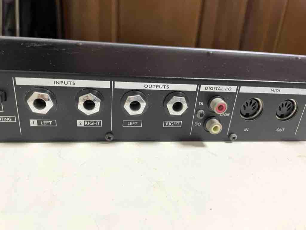 TC Electronic M300 マルチエフェクター マニュアル付属