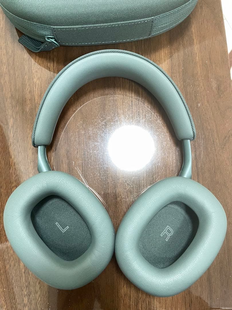 B&W ワイヤレスヘッドホン　Px7 S2e