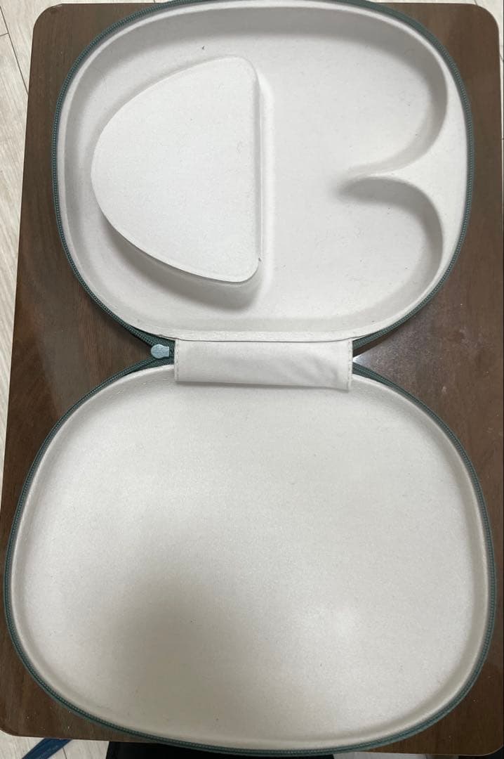 B&W ワイヤレスヘッドホン　Px7 S2e