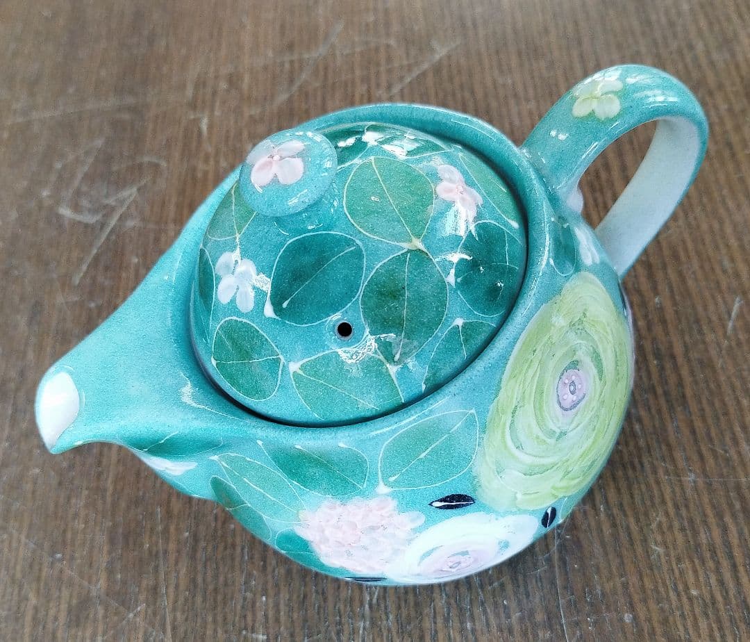 【値下げ中】工房ゆずりは　緑彩ローズ　丸ポット　贈り物　ティータイム