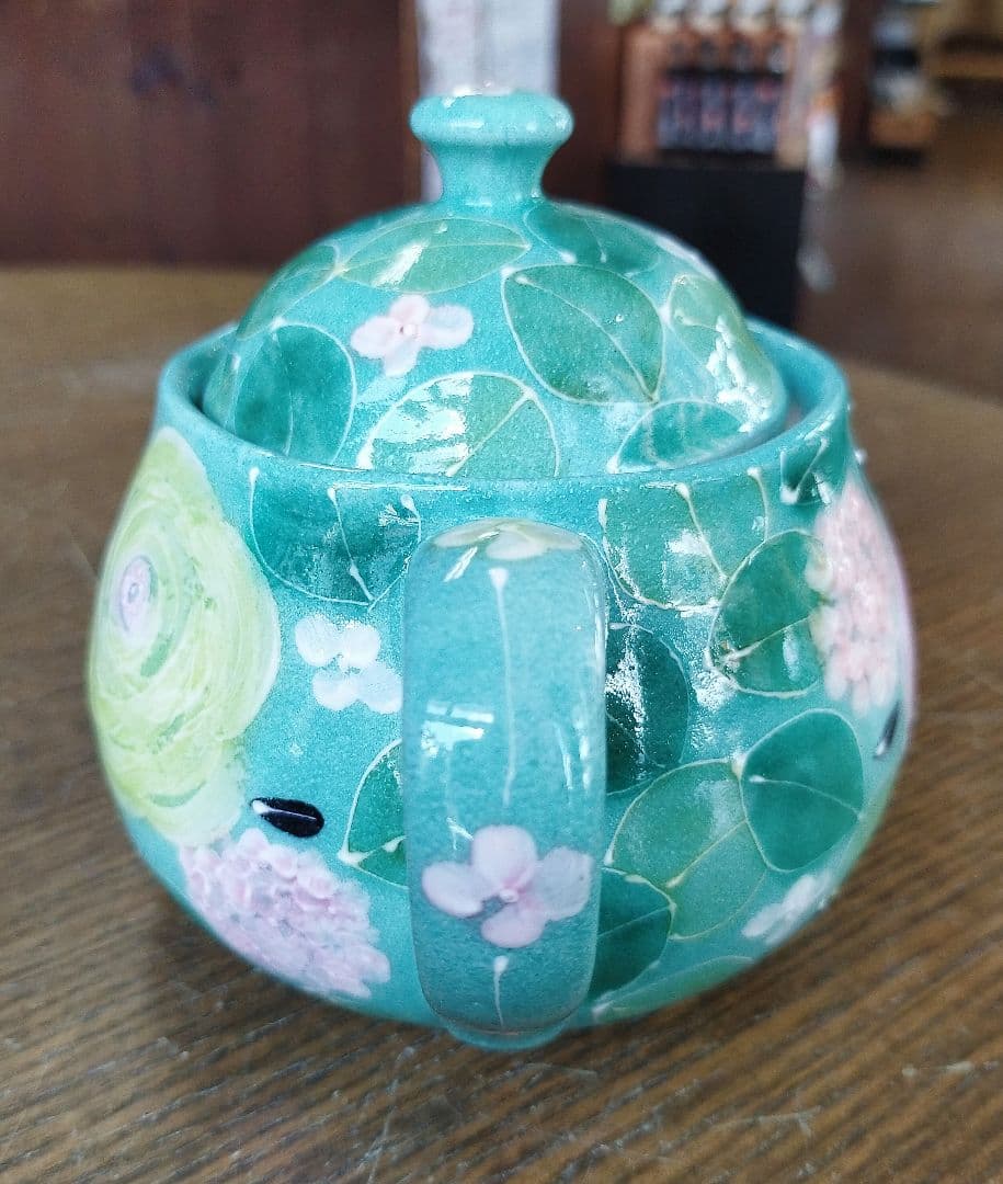 【値下げ中】工房ゆずりは　緑彩ローズ　丸ポット　贈り物　ティータイム