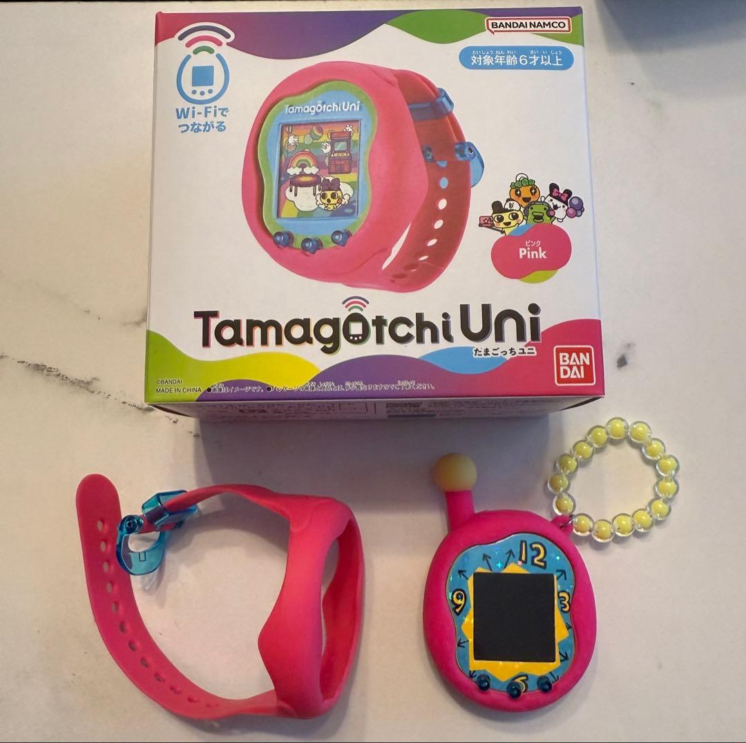 たまごっちユニ　Uni ピンク　本体　ケース