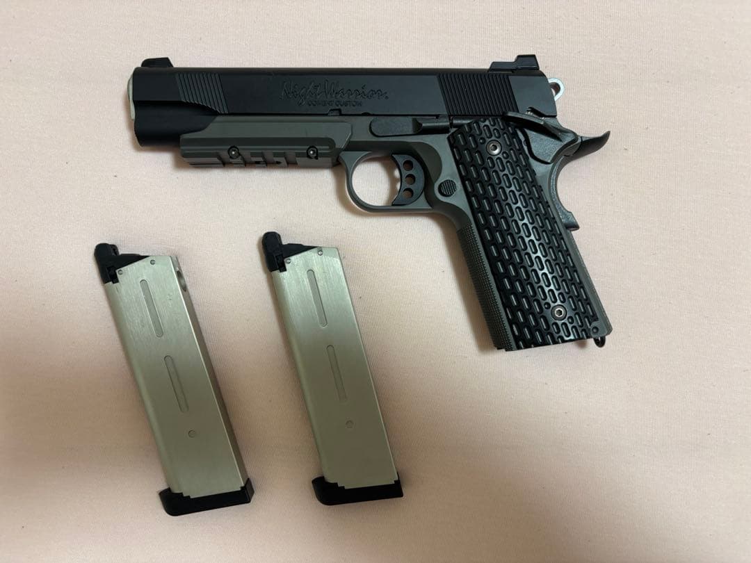 美品　東京マルイ ガスブロ ナイトウォーリア マガジン2本