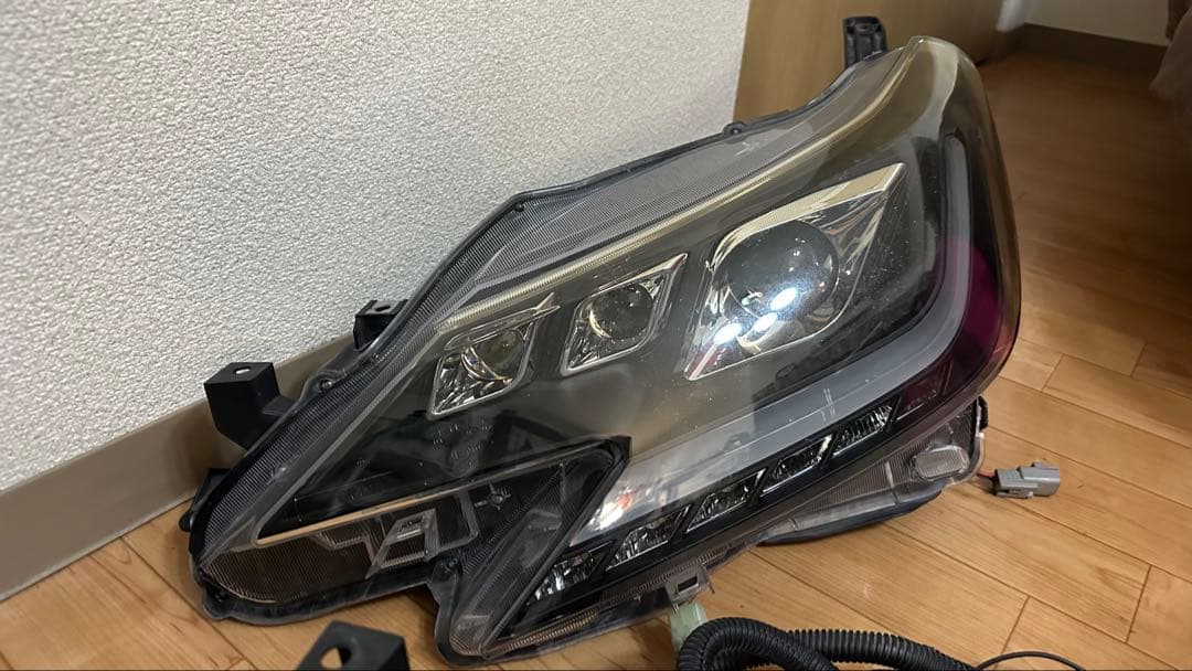 BRASH3眼カラーアイヘッドライト