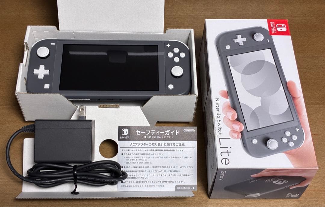 ゆ*ん様 Switch Lite(Gray)