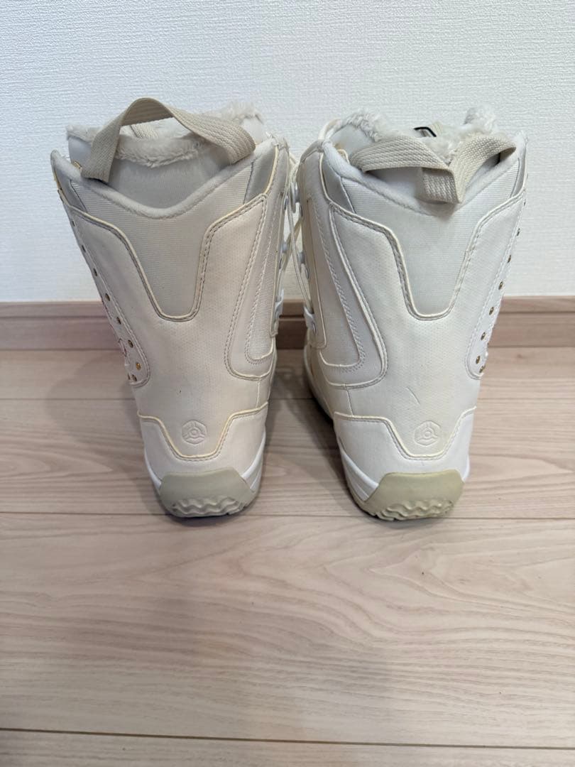 SALOMONスノーボード4点セット （板＋ビンディング＋ブーツ＋ケース)