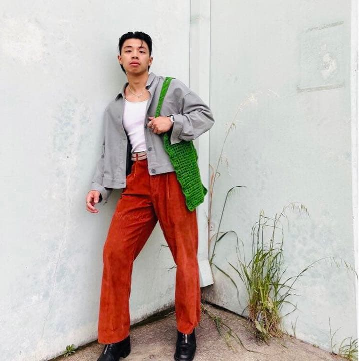 新品未使用【メンズ】  コーデュロイストレートパンツ