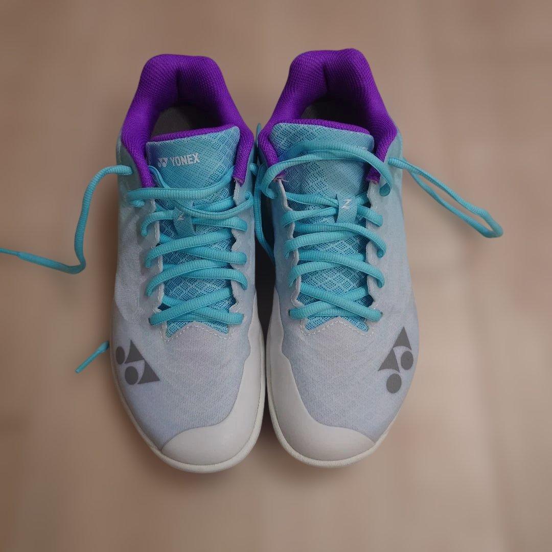 YONEX バドミントンシューズ 　エアラス