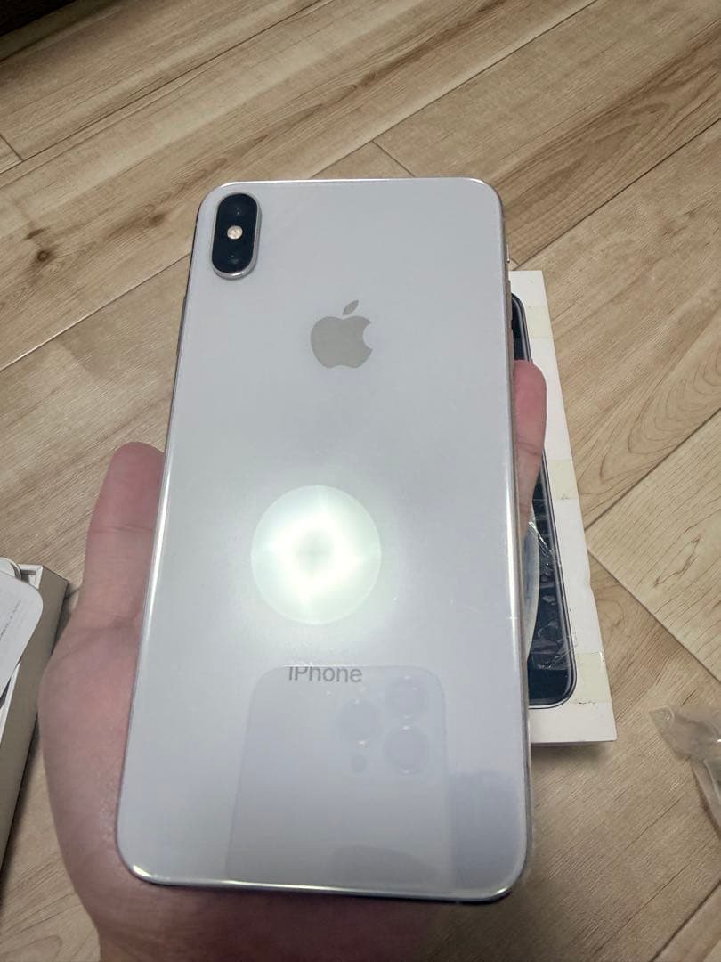 Apple iPhone XSMAX シムフリー