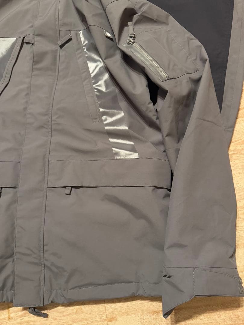 プレイデザイン　スノーボードウェアセット (ジャケット&パンツ)