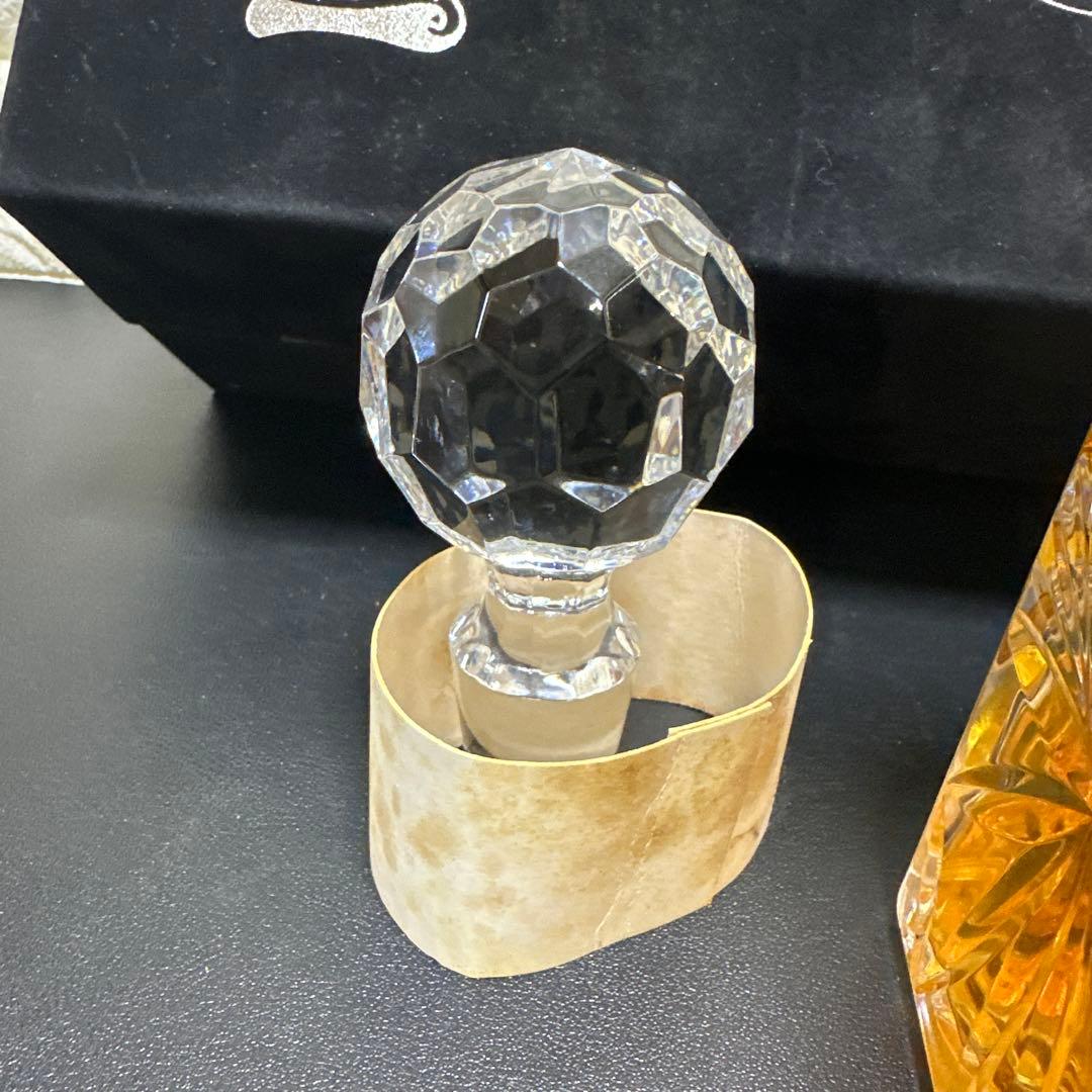 レア　未開栓　古酒 ウシュクベ クリスタル デキャンタ750ml43% 箱替栓付