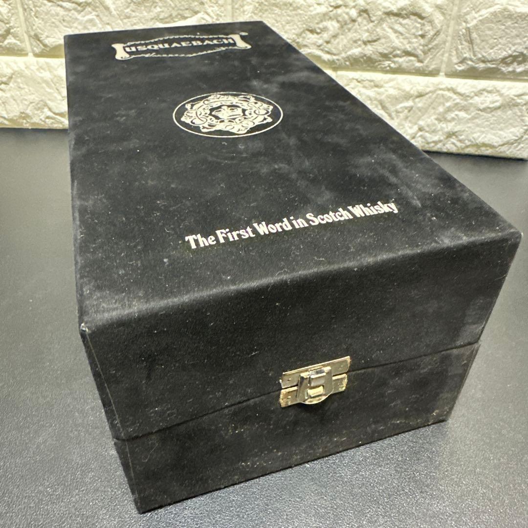 レア　未開栓　古酒 ウシュクベ クリスタル デキャンタ750ml43% 箱替栓付