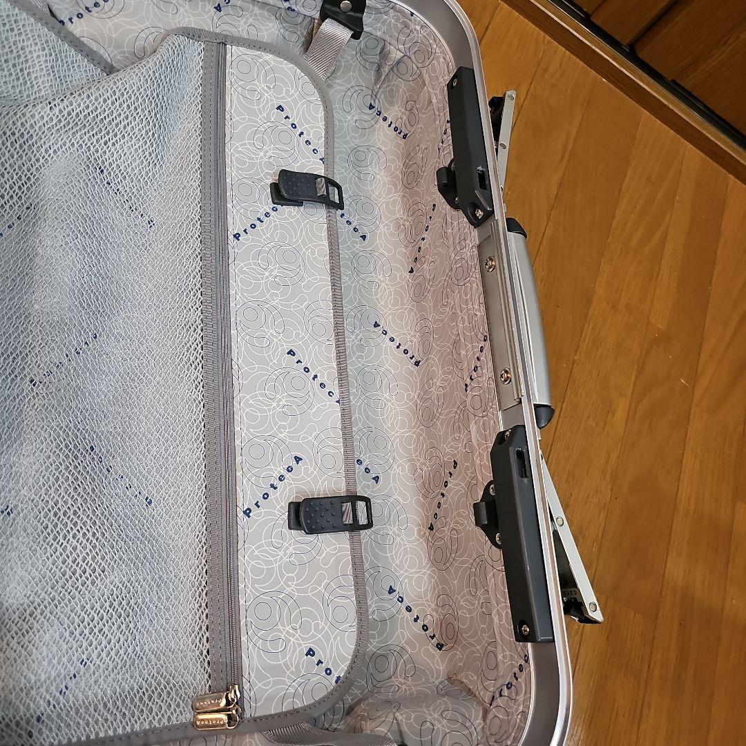 【週末特価、週末のみ発送】信頼のProtecA キャリーケース