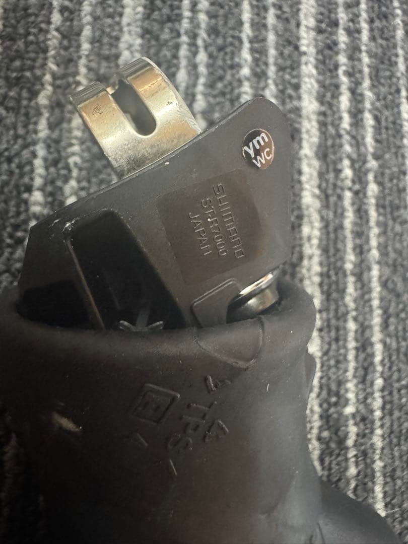 SHIMANO 105 STIレバー ST-R7000 (2×11s)