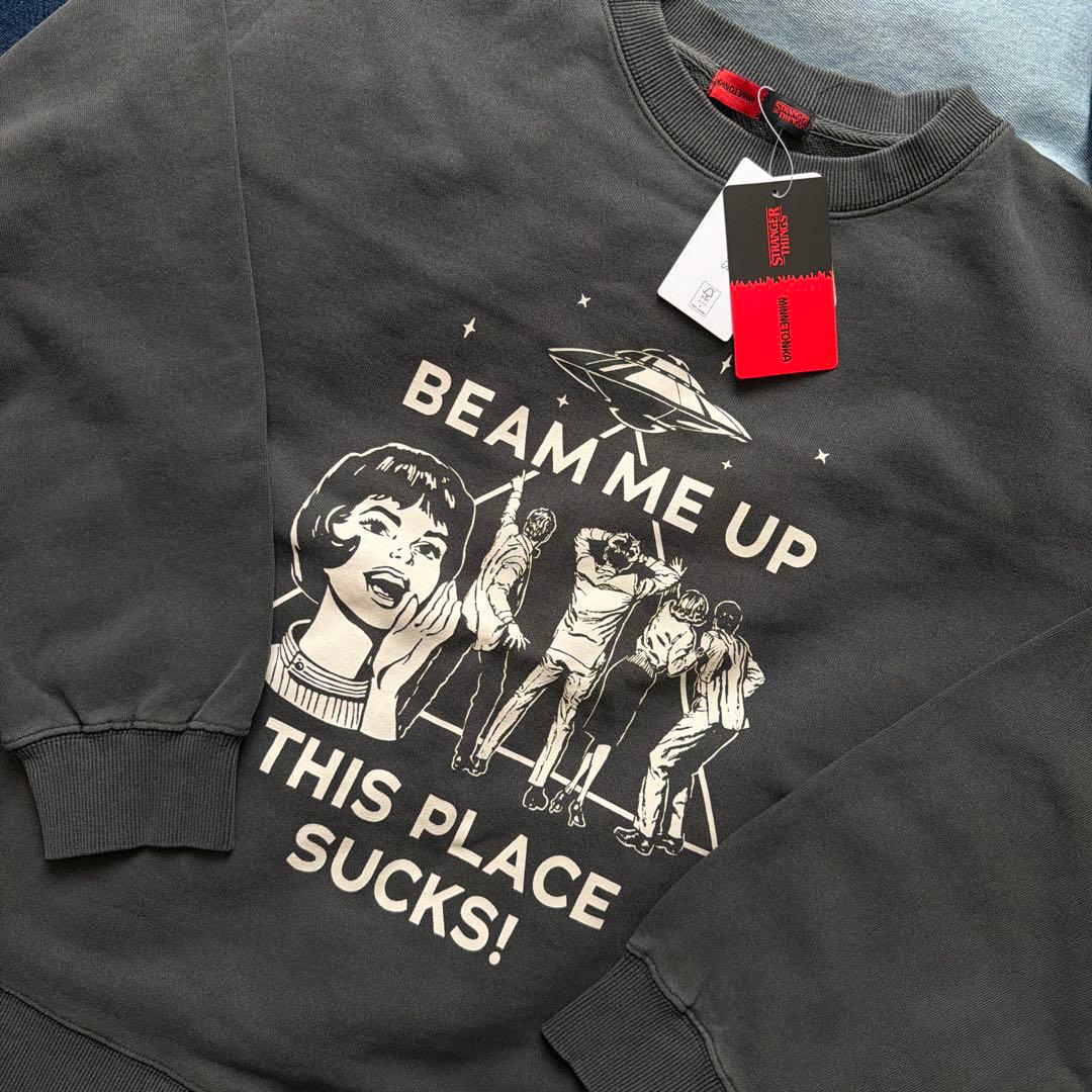 ストレンジャー・シングス x ミネトンカ スウェット Green Parks