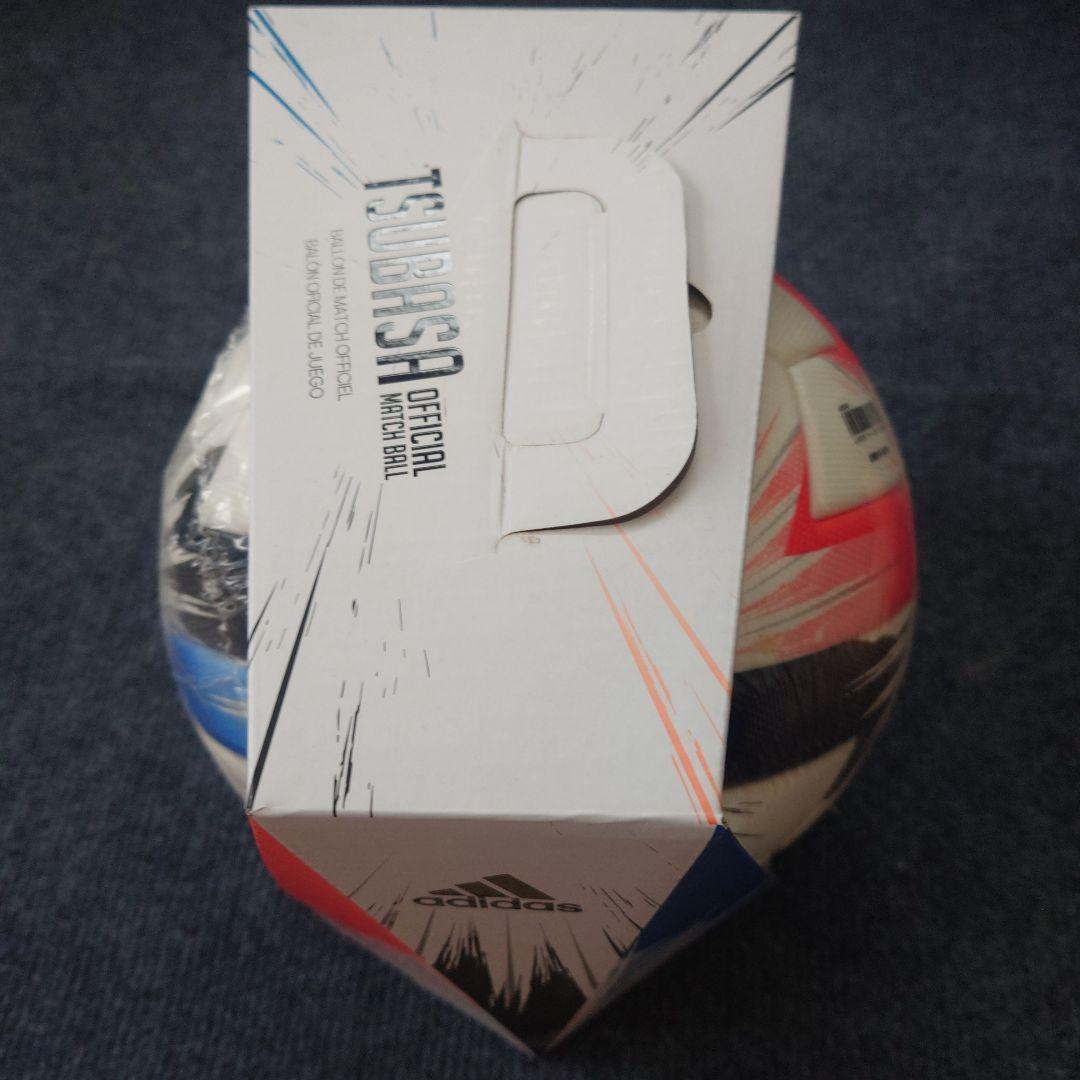 とみー　adidas　TSUBASA 公式試合球 FIFA品質 5号球