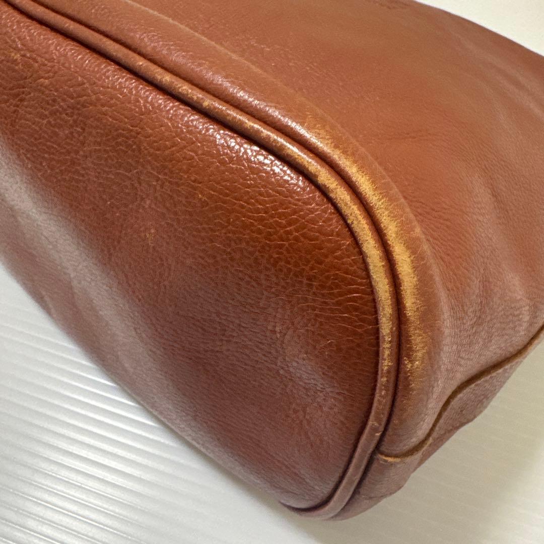 イルビゾンテ ショルダーバッグ キャメル 赤茶 レザー 牛革
