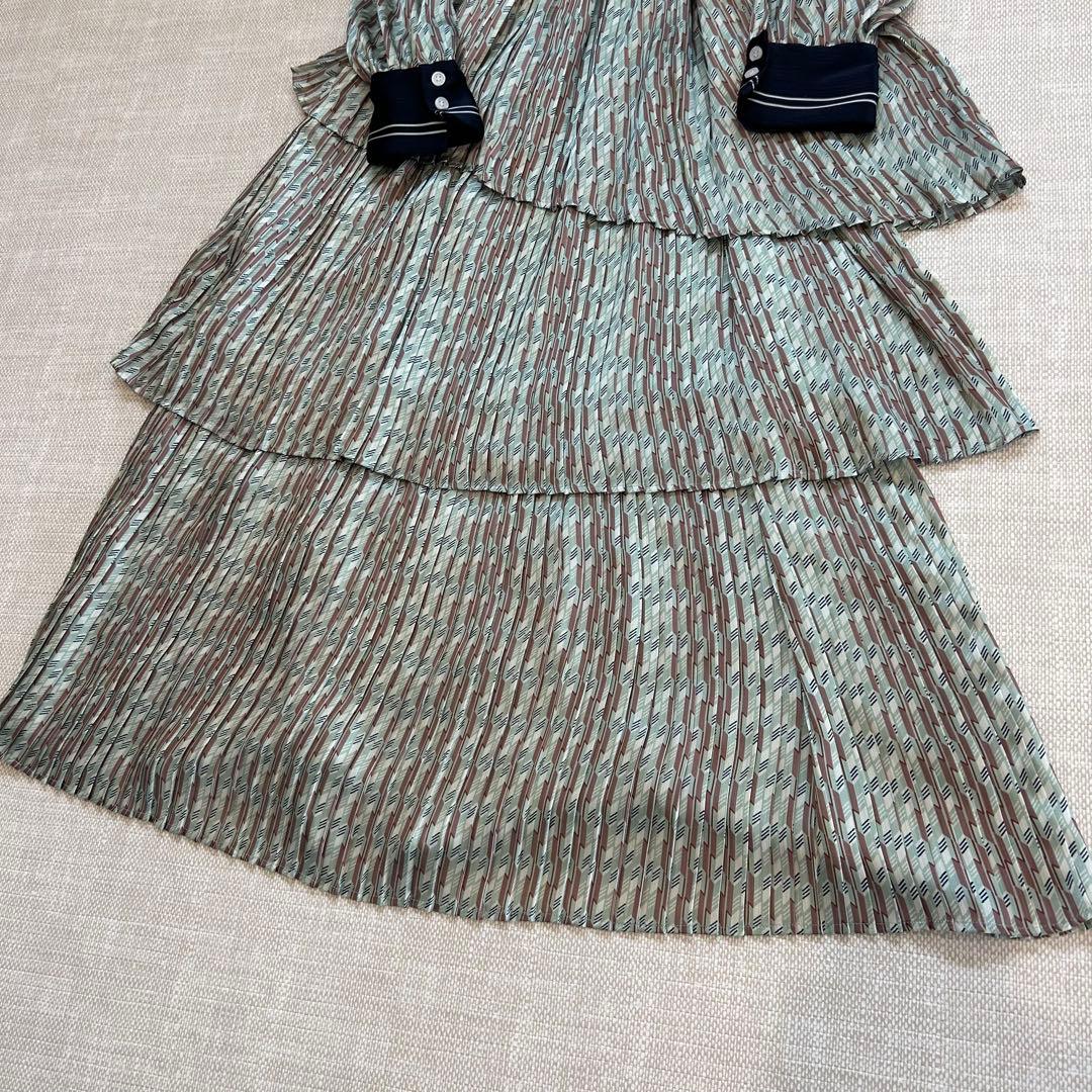 リリーブラウン　LILY BROWN　ボウタイワンピース