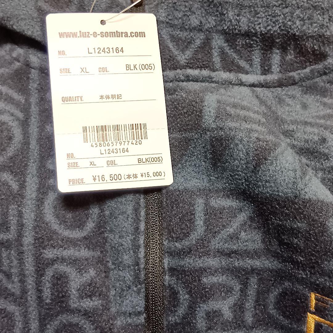 【新品未使用】ルースイソンブラ 総柄 フリース パーカー 黒 XL ハーフジップ