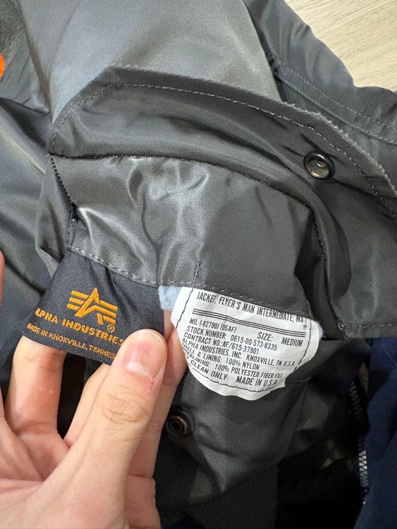 USA製 ALPHA INDUSTRIES 短丈MA-1