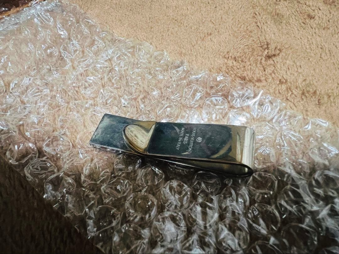 早い者勝ち‼️ LOUIS VUITTON シルバーマネークリップ