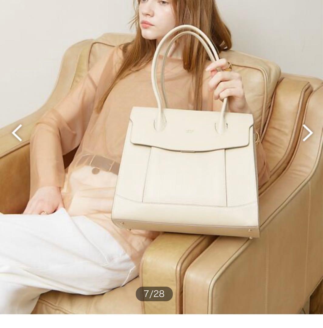 新品LOWELL thingsレザーオープントート牛革 ライトグレー¥29700