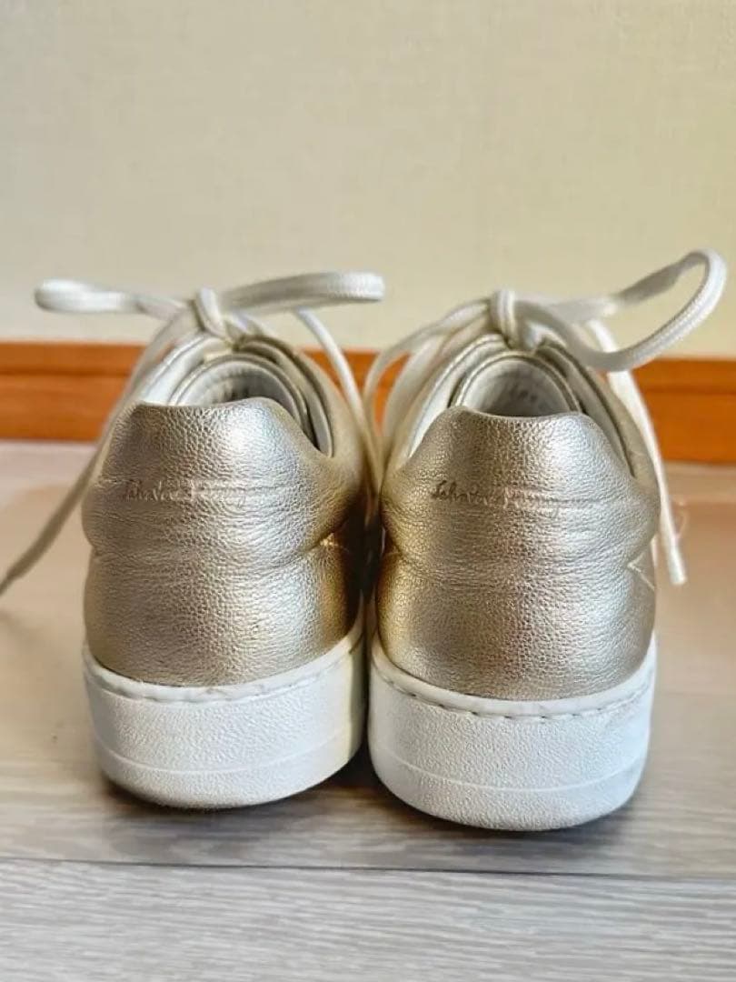 Salvatore Ferragamo レザースニーカー