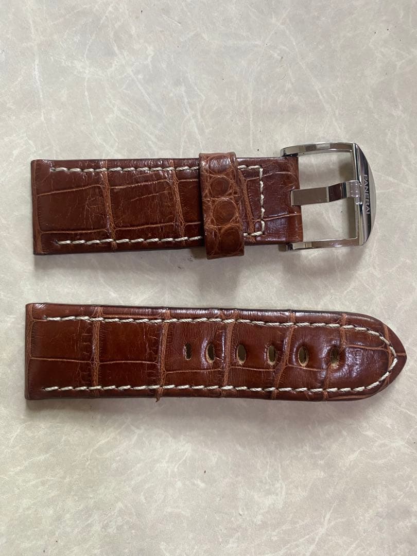 正規品 PANERAI 腕時計 ベルト 尾錠 未使用 レザー 本革 茶 ブラウン