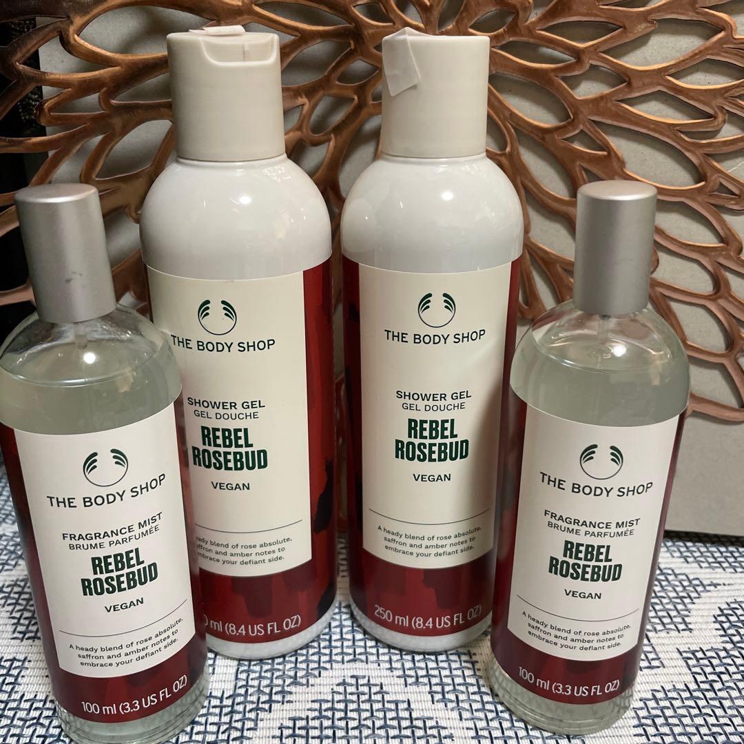 ザボディショップ　レベル　ローズバッド　フレグランスミスト×2 シャワージェル2
