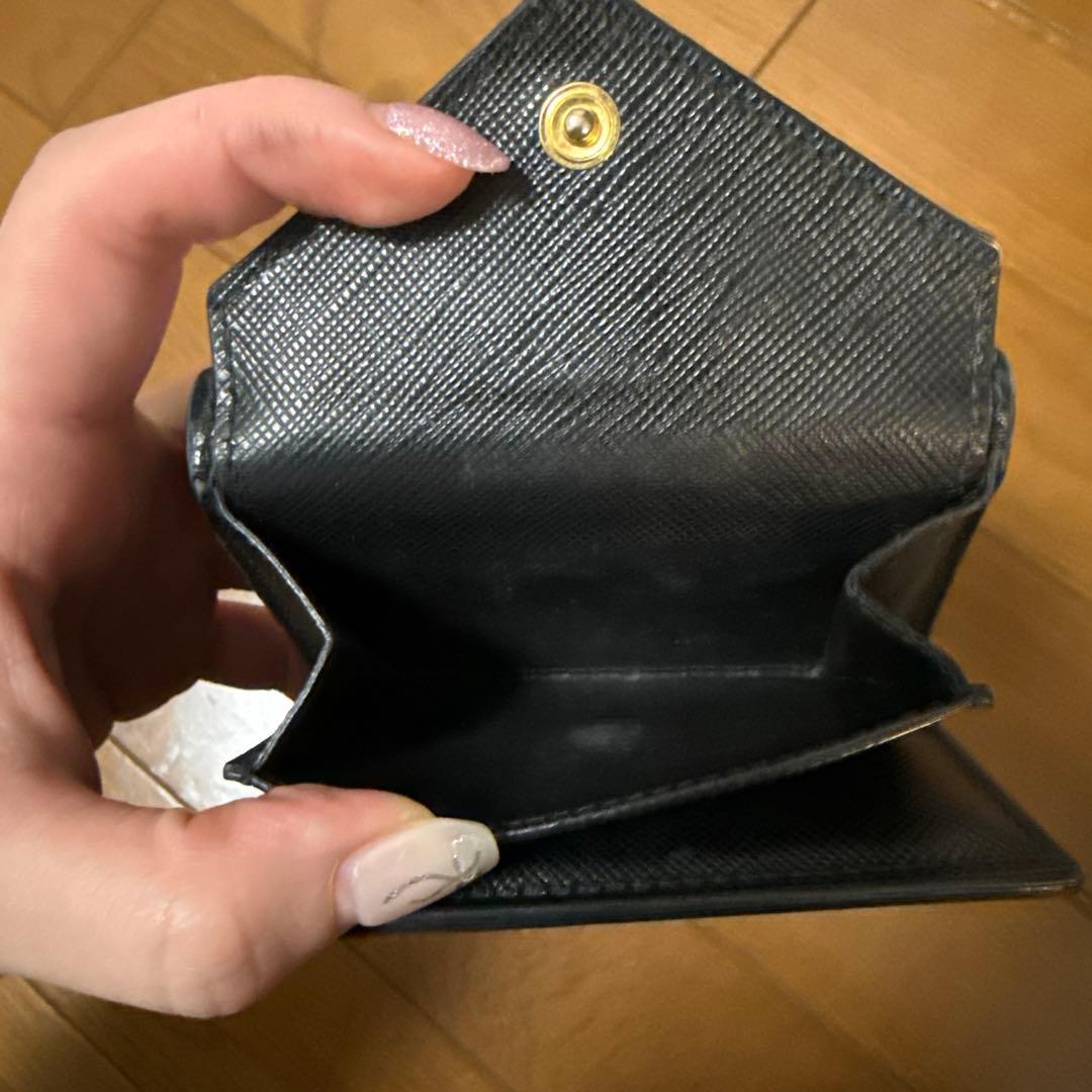 PRADA ブラック 三つ折り財布