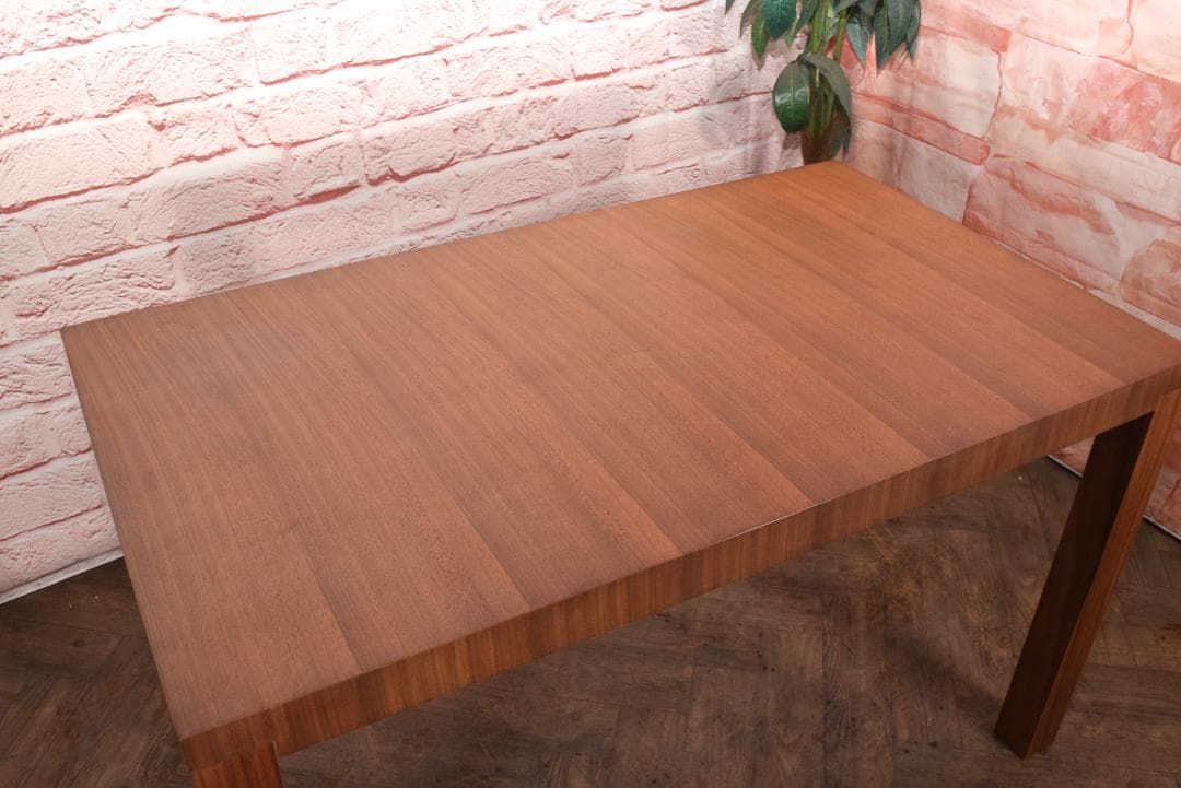 ロックストーン テラーニ ダイニングテーブル ウォールナット 幅120㎝