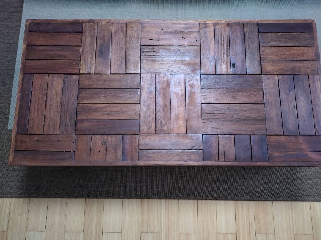 木製パッチワークテーブル