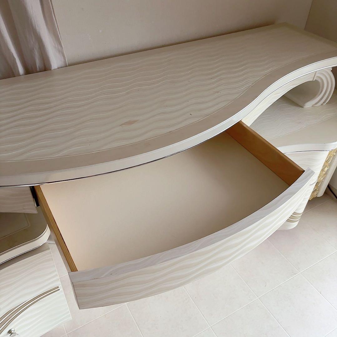 イタリア製　サイドボード　テレビボード　ドレッサー　アレドクラシック　ARRED