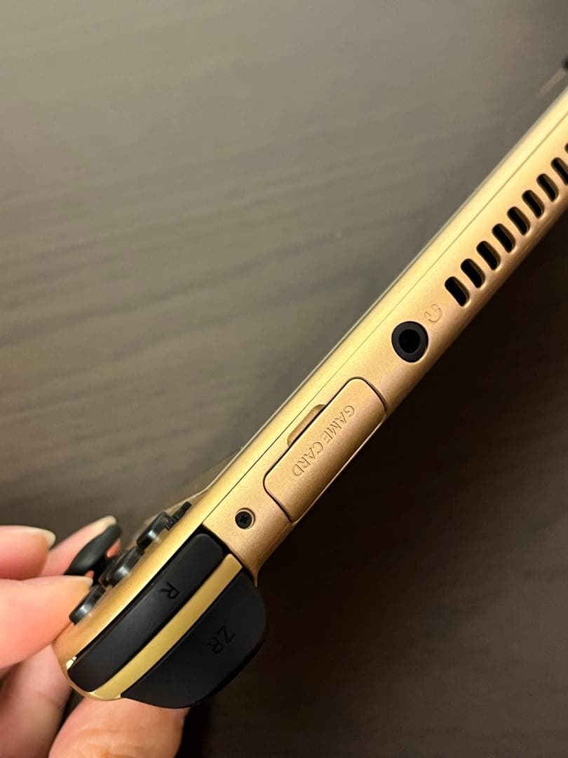 Nintendo switch lite ハイライルエディション